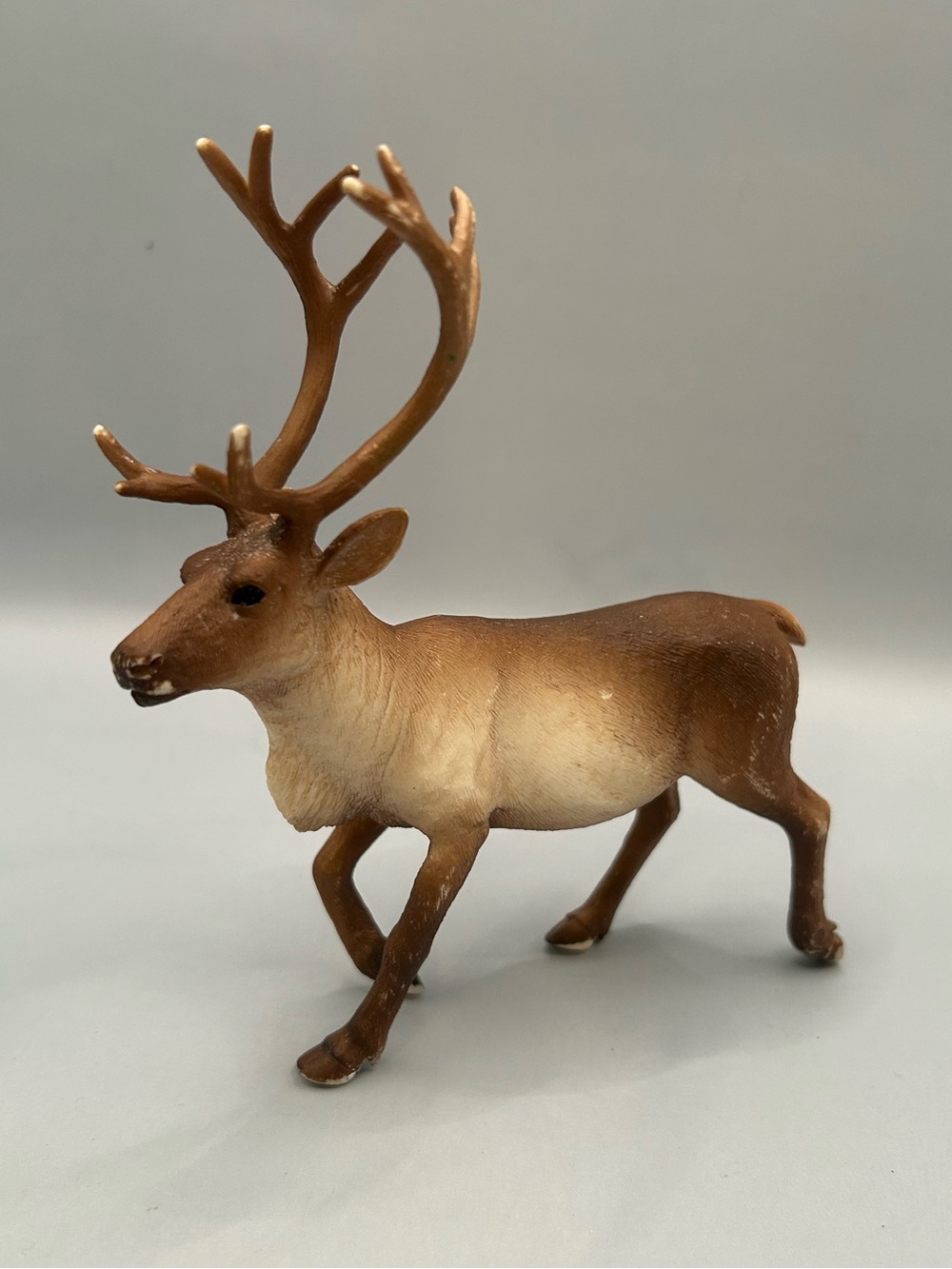 MOJO Reindeer Wildlife Animal Model Toy Realistic Figure Winter Cold Christmas